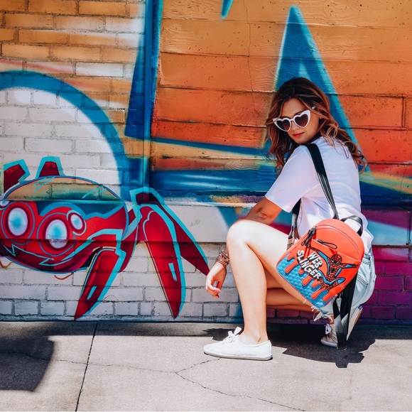 Hello everyone! Wanna get to know me? Look below! - Picture 6 of 7